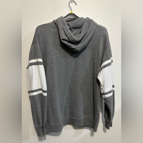 Hollister Oversized Hoodie - Picture 2 of 4